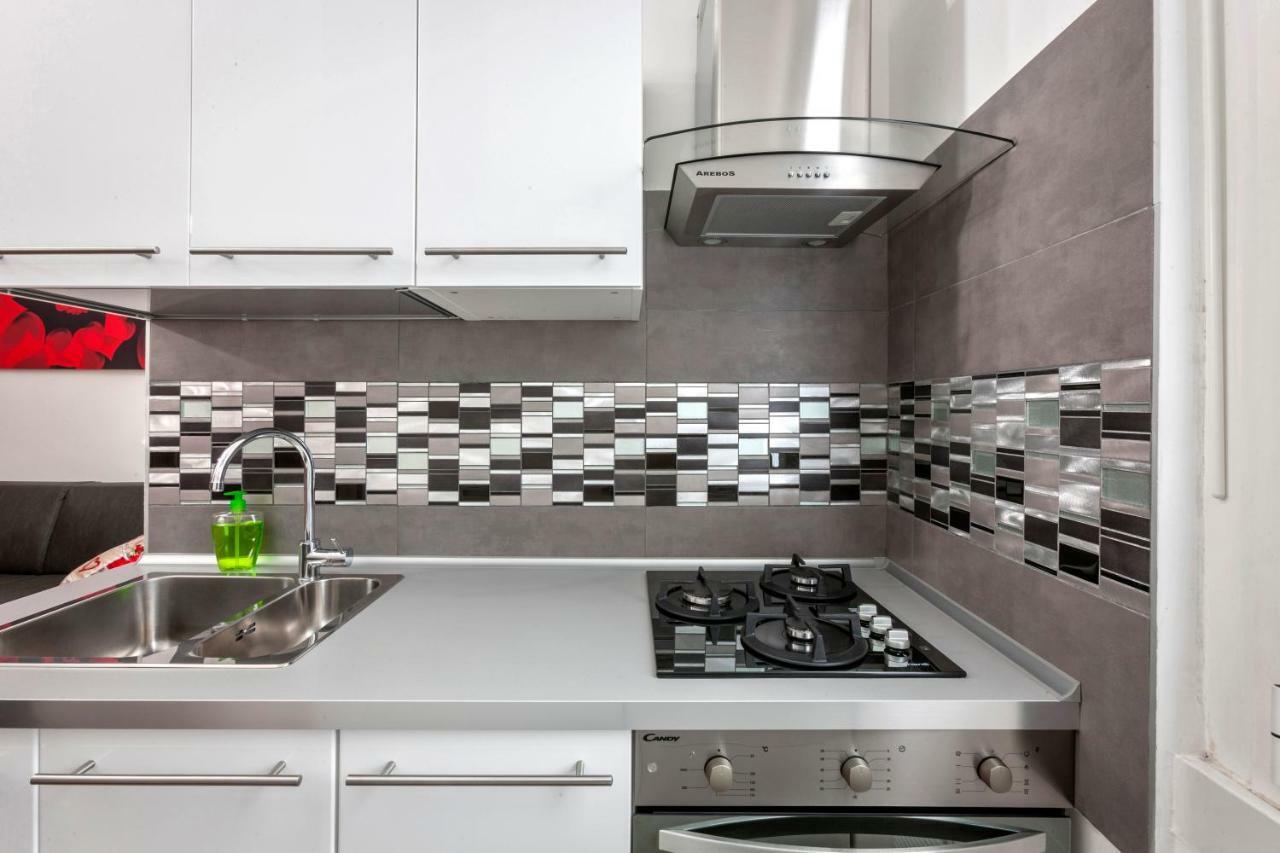 Bright House In Milan Apartment ภายนอก รูปภาพ