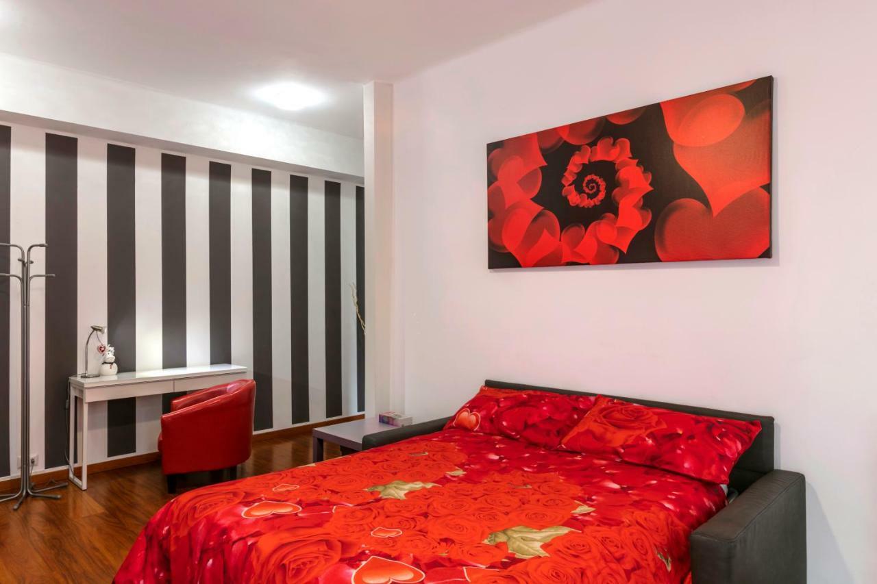 Bright House In Milan Apartment ภายนอก รูปภาพ